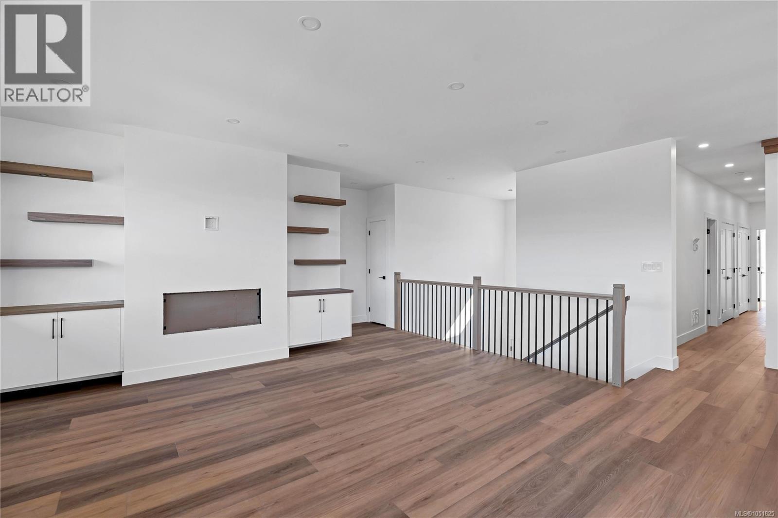 3326 Woodrush Dr, Duncan - Image 1