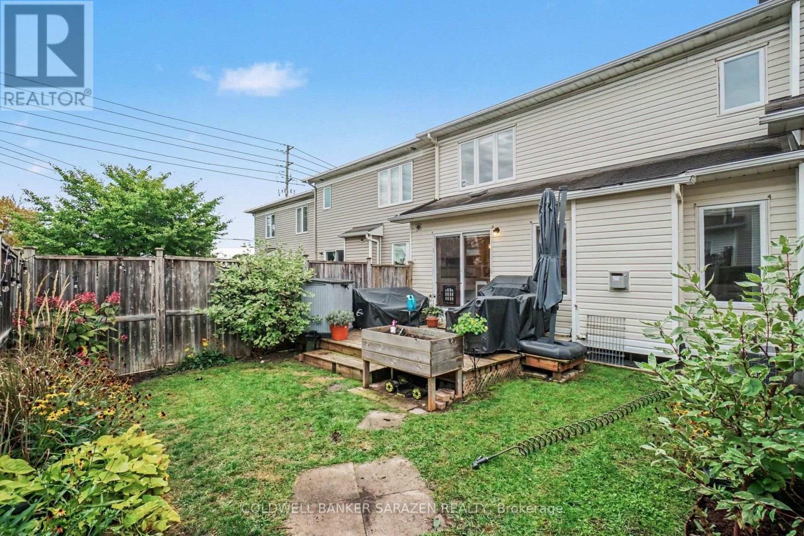 5 BARNSTONE DRIVE - 22