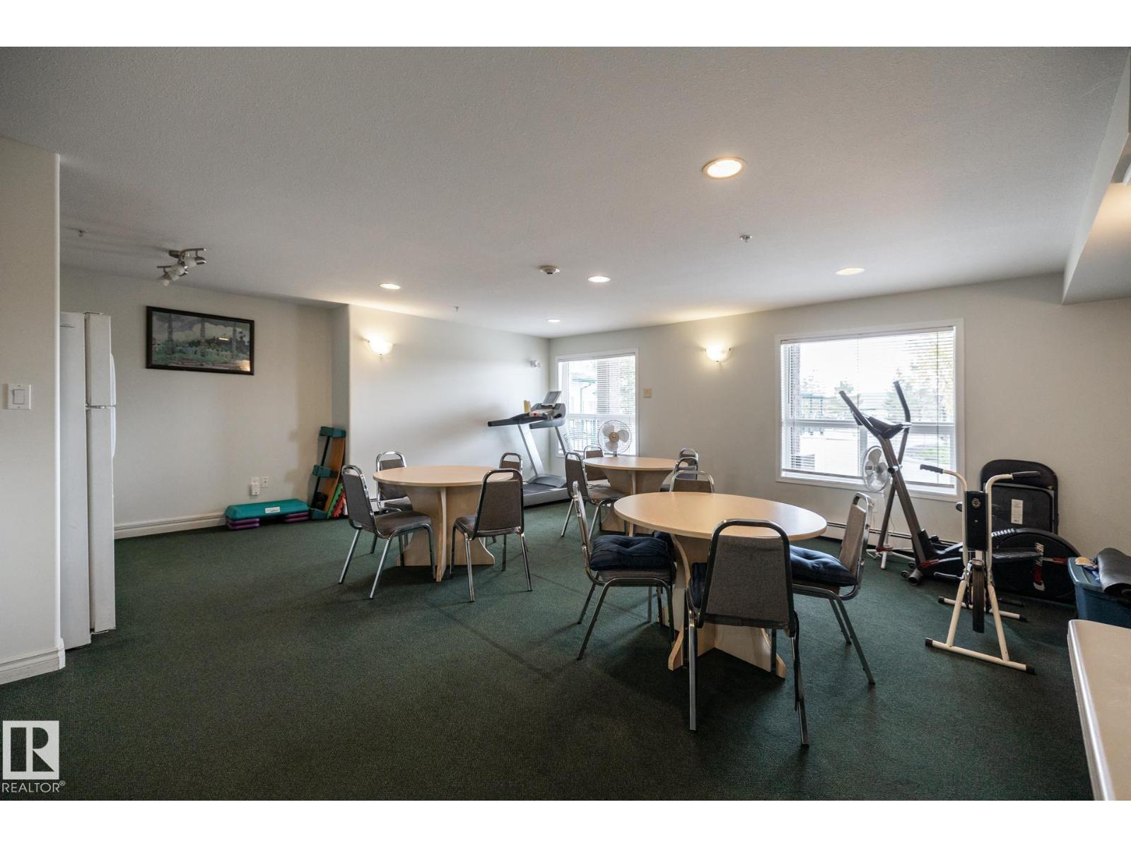 #310 13635 34 ST NW - 33