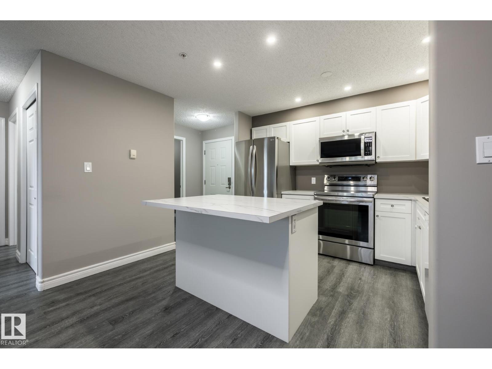 #310 13635 34 ST NW - 10