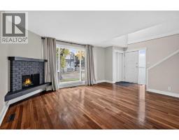 226 11 Avenue NE - photo 15