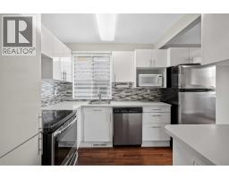 226 11 Avenue NE - photo 19