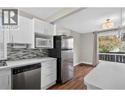 226 11 Avenue NE - photo 20