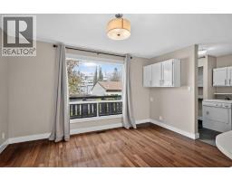 226 11 Avenue NE - photo 22