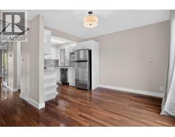 226 11 Avenue NE - photo 23