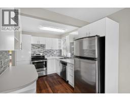 226 11 Avenue NE - photo 25