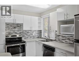 226 11 Avenue NE - photo 26