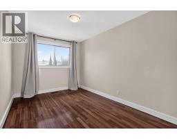 226 11 Avenue NE - photo 36