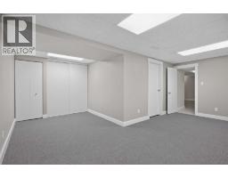 226 11 Avenue NE - photo 40