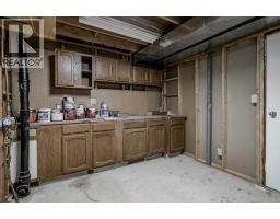 226 11 Avenue NE - photo 41