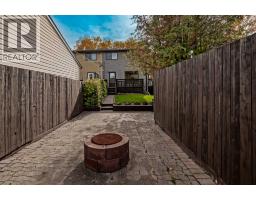 226 11 Avenue NE - photo 42