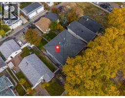 226 11 Avenue NE - photo 47