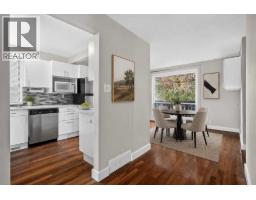 226 11 Avenue NE - photo 6