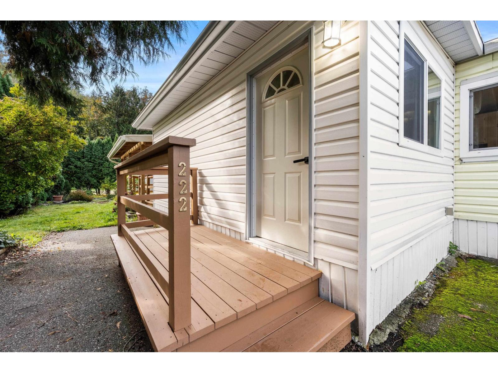 222 45835 SLEEPY HOLLOW ROAD, Cultus Lake East, Cultus Lake - Image 1