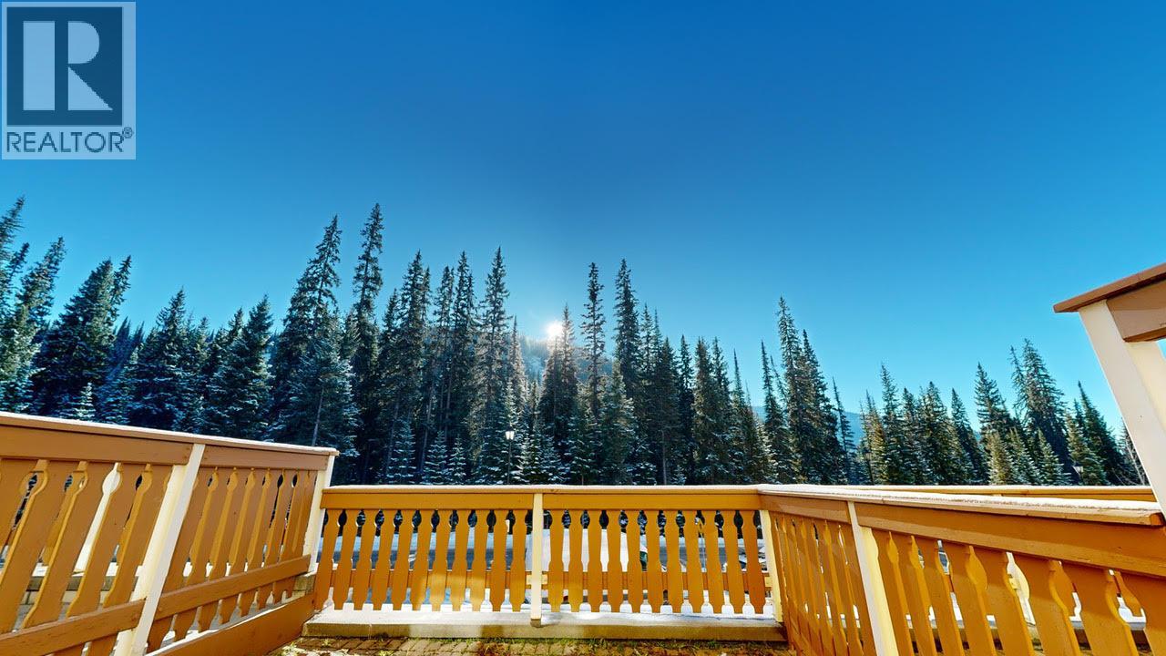 #201 3170 Creekside Way - 11