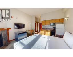 3170 Creekside Way Unit# 201, Sun Peaks, BC V0E5N0 Photo 7