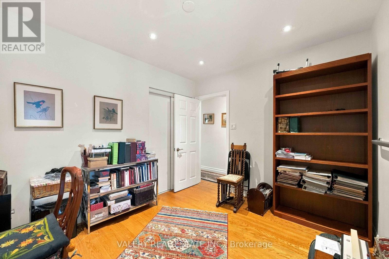 305 Renforth Drive, Toronto, ON photo 18