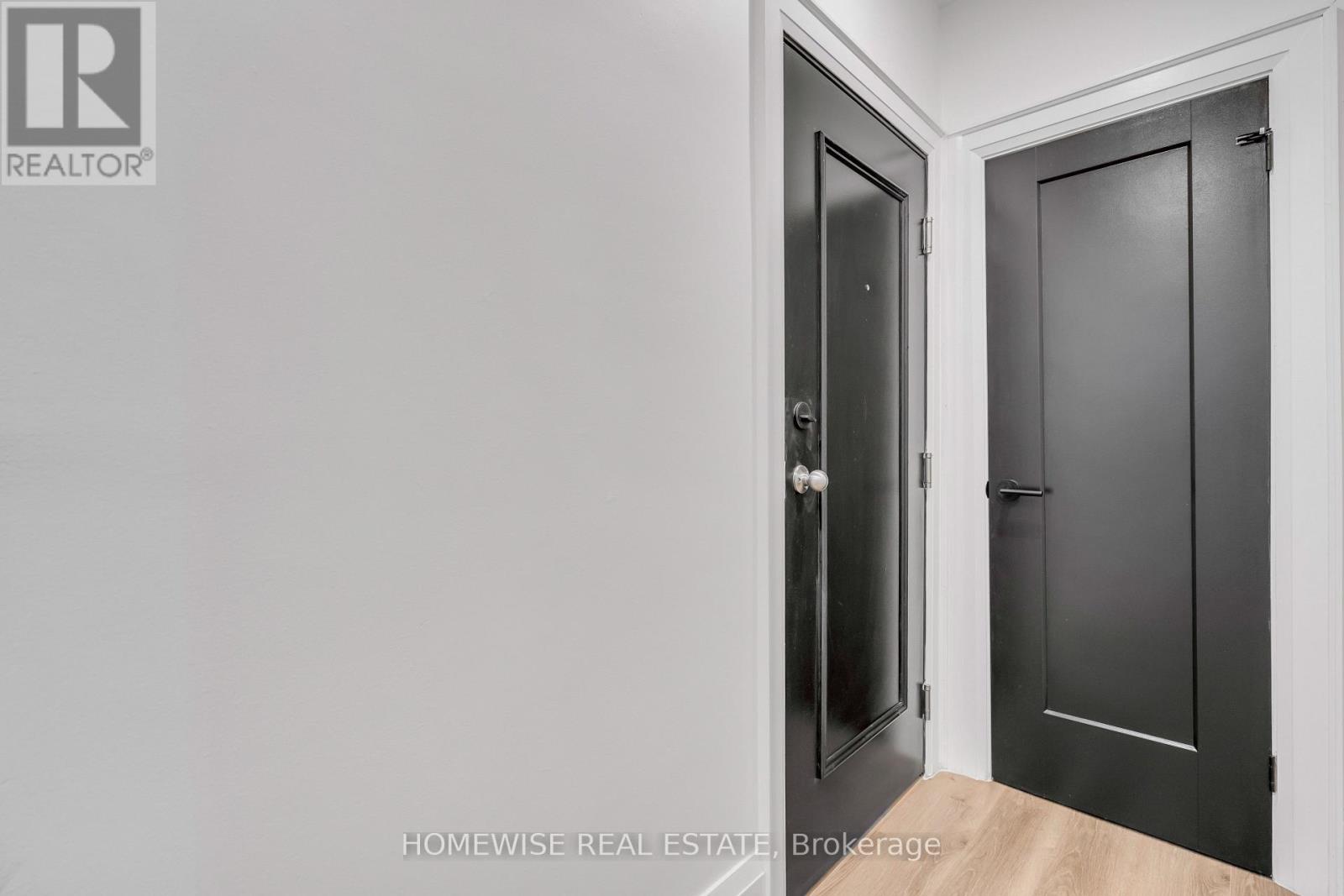 1340 King Street West — photo 20