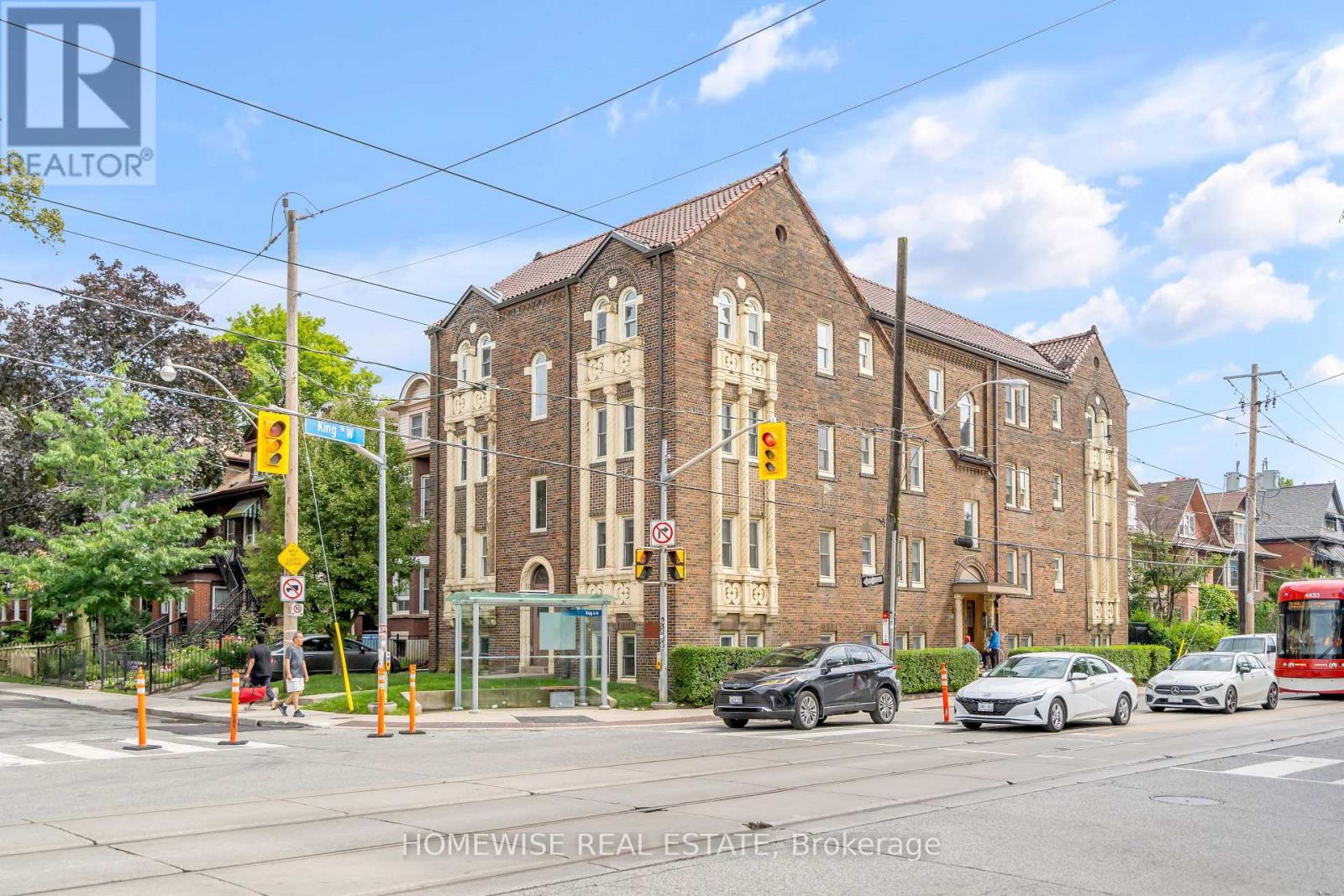 1340 King Street West — photo 21
