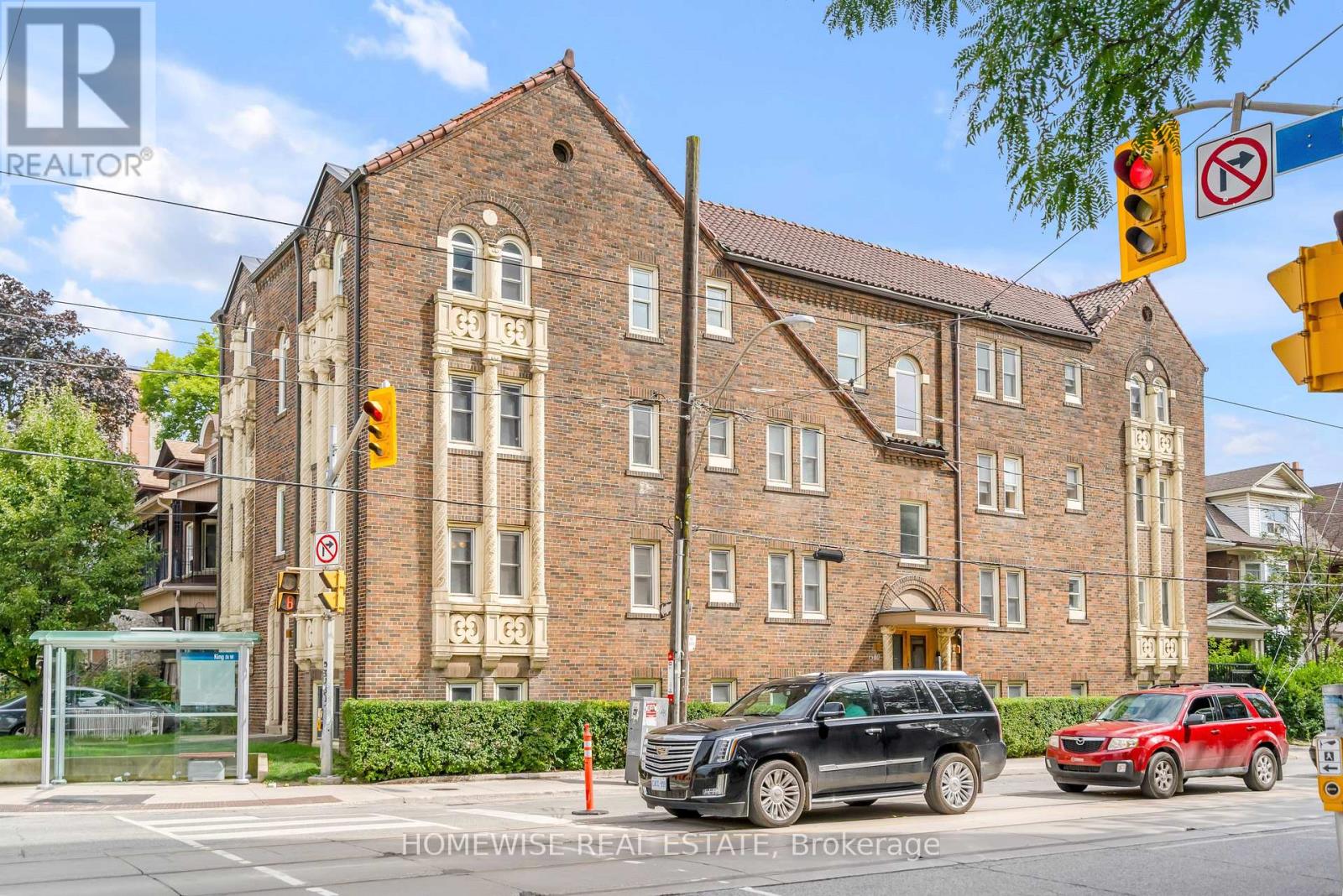 1340 King Street West — photo 22