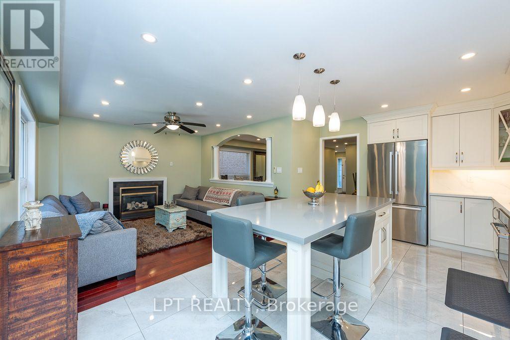 16 OAK GARDENS Court, Brampton, ON photo 20