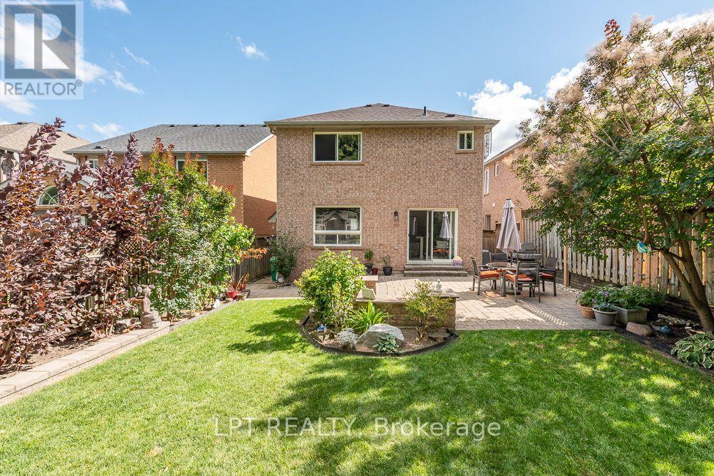 16 OAK GARDENS Court, Brampton, ON photo 43