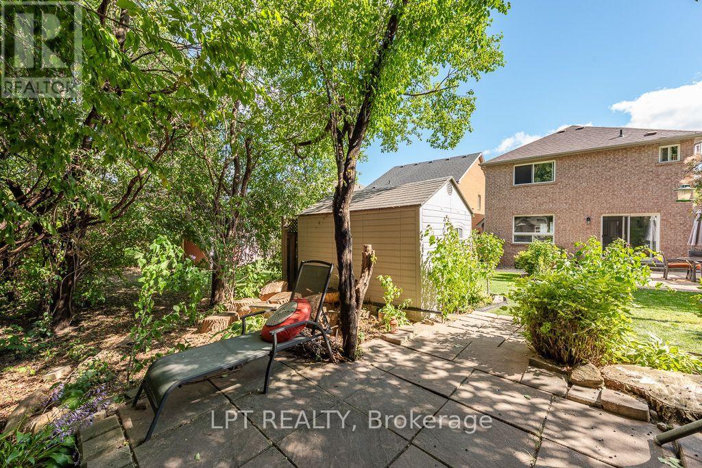 16 OAK GARDENS COURT - 7