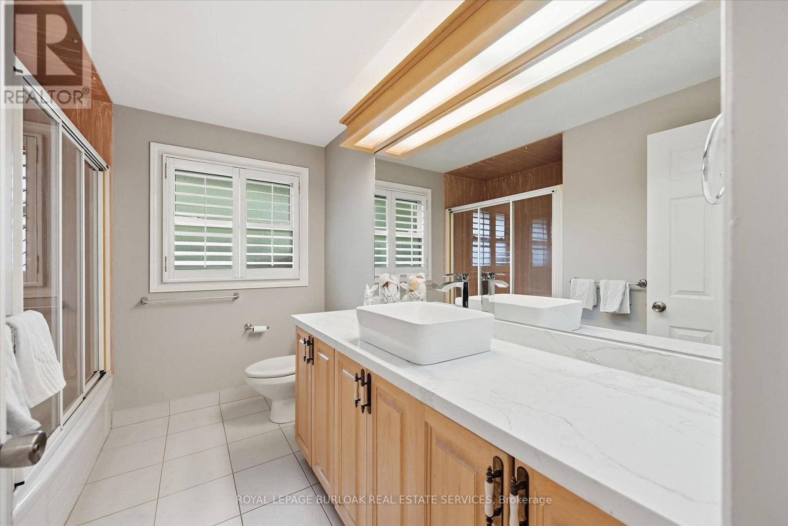 362 OAKWOOD DRIVE - 23