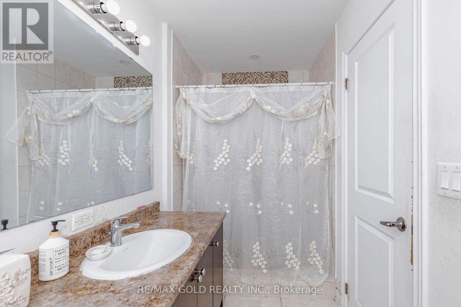 84 Palleschi Drive, Brampton, ON photo 34