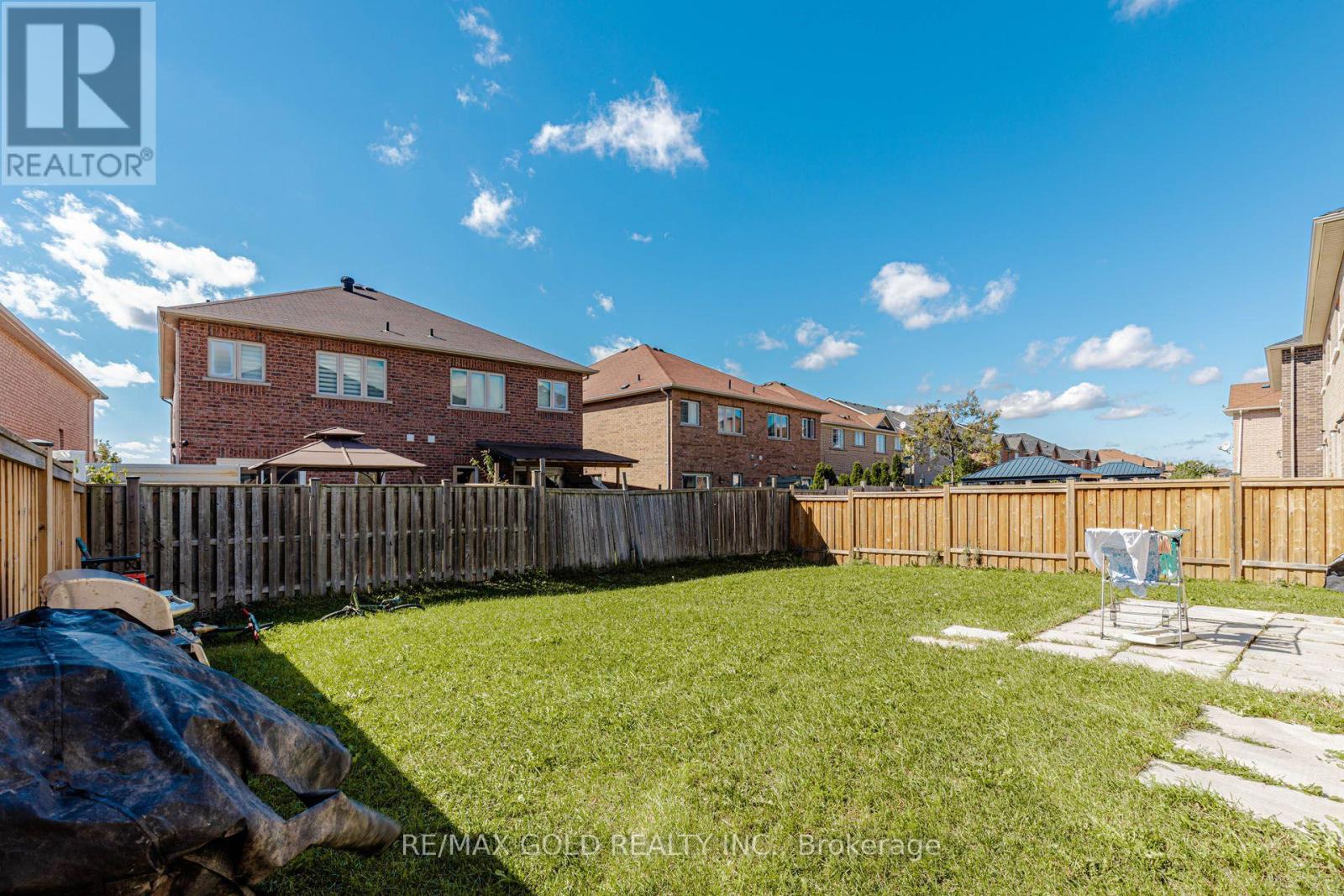 84 PALLESCHI DRIVE - 47