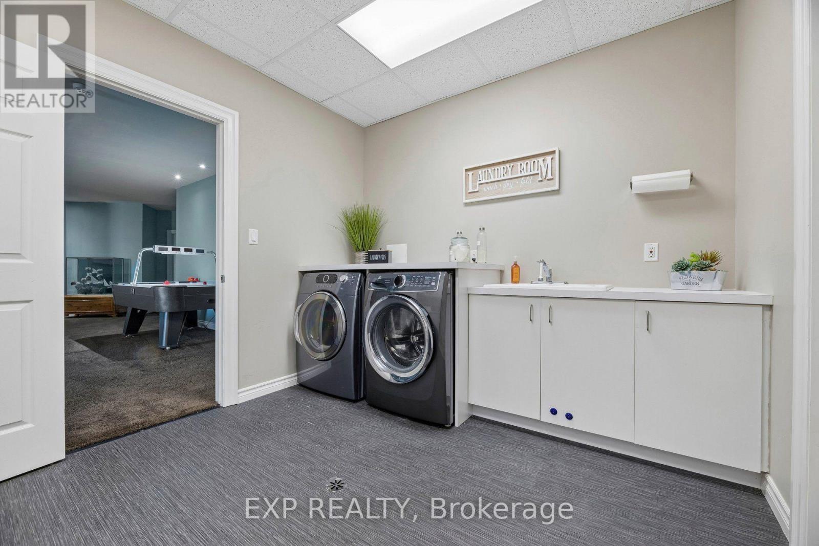 16 WESTLAKE STREET - Image 42
