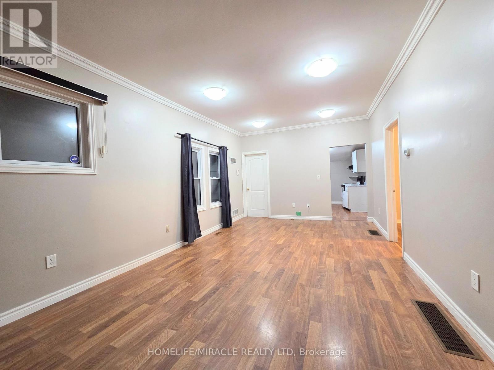 908 Windsor Avenue, Windsor, ON photo 5