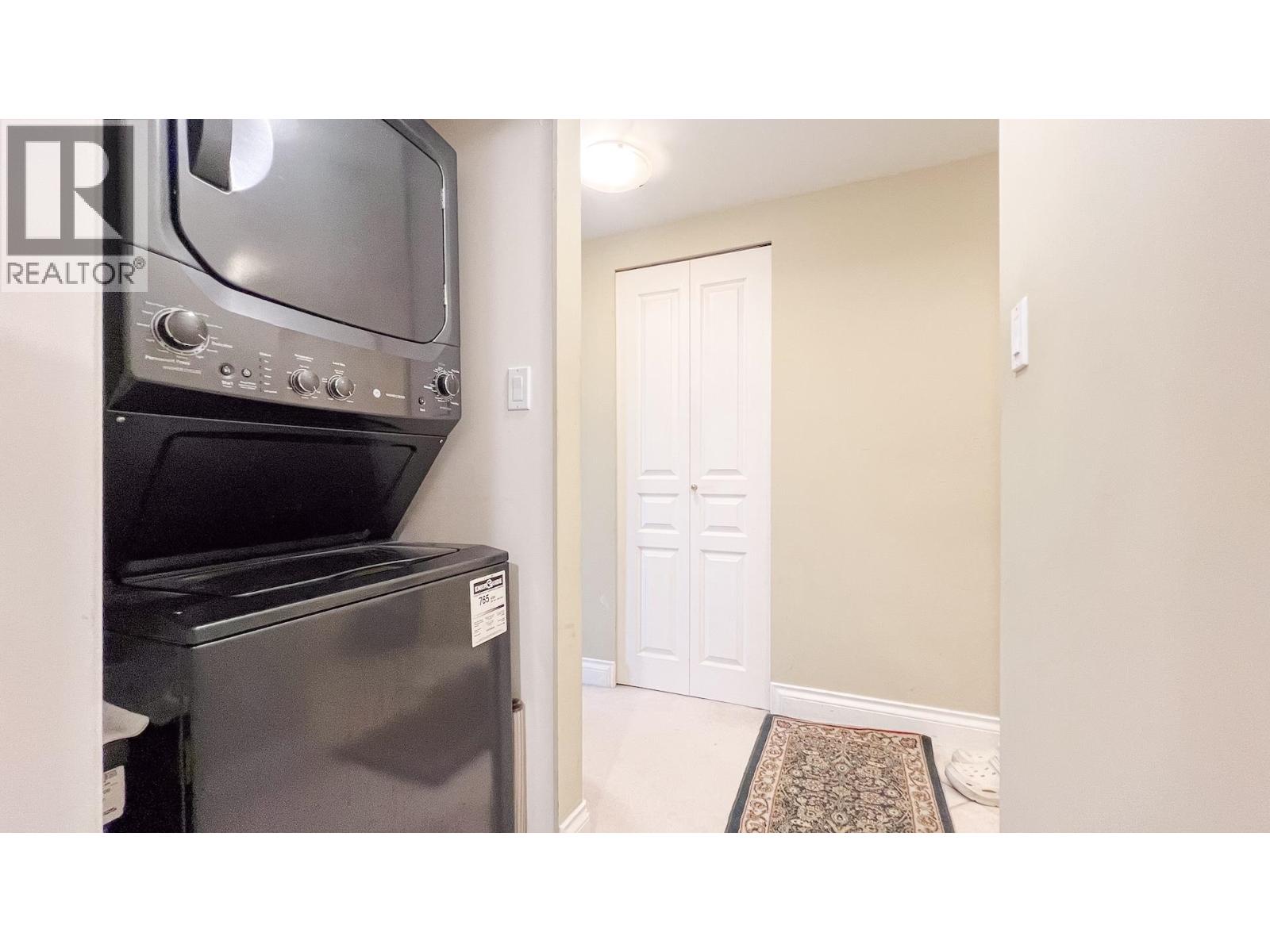 901 5615 HAMPTON PLACE, Vancouver - Image 1