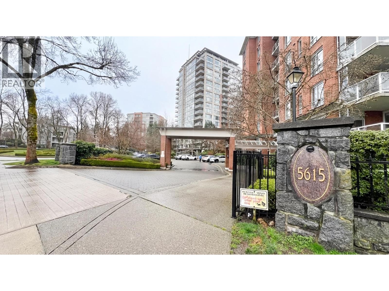901 5615 HAMPTON PLACE, Vancouver - Image 1