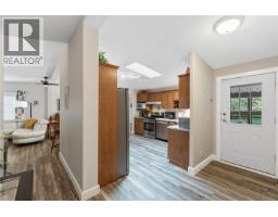 Living room - 119 1391 Price Rd, Errington, BC V9P2W1 Photo 14
