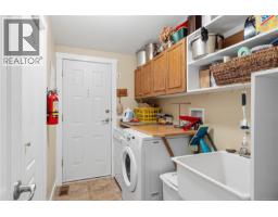Kitchen - 119 1391 Price Rd, Errington, BC V9P2W1 Photo 12