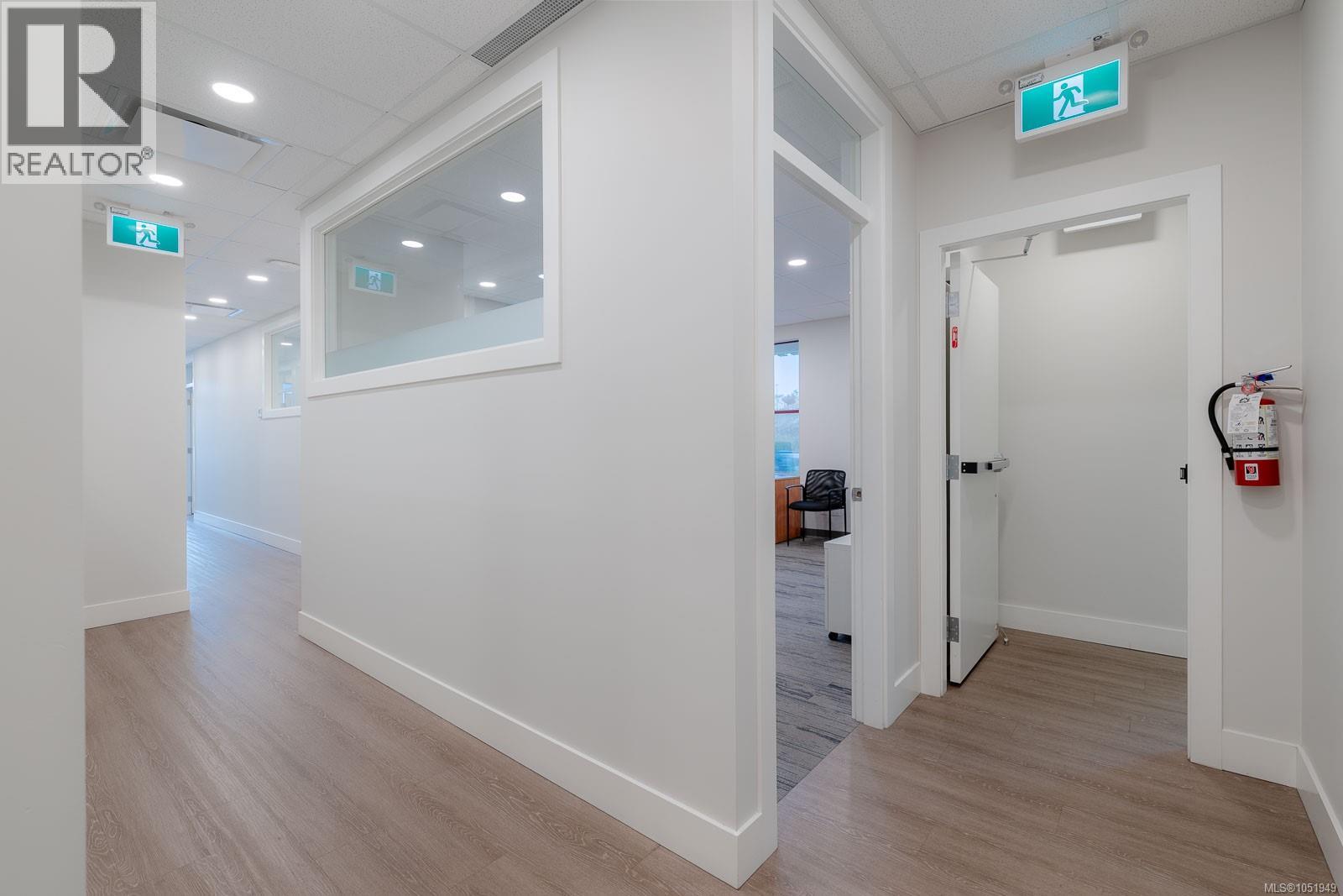 1A 5140 Metral Dr, Nanaimo - Image 1
