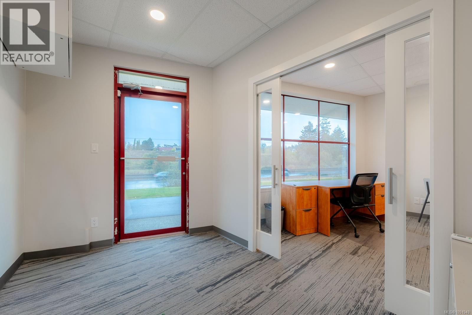 1A 5140 Metral Dr, Nanaimo - Image 1