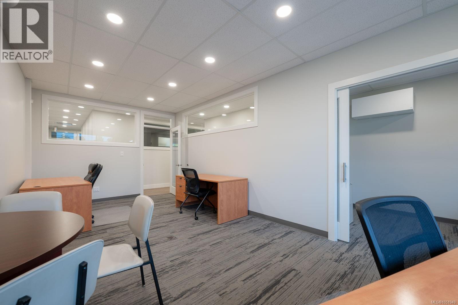 1A 5140 Metral Dr, Nanaimo - Image 1