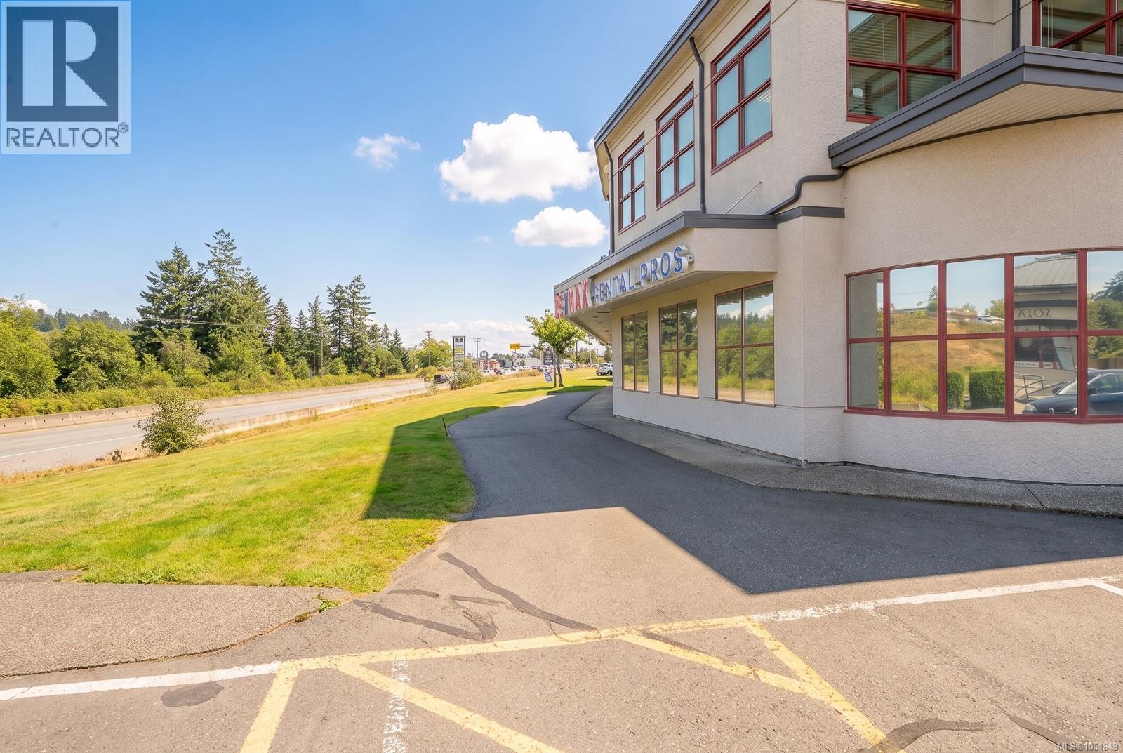 1A 5140 Metral Dr, Nanaimo - Image 1