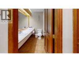 3170 Creekside Way Unit# 323, Sun Peaks, BC V0E5N0 Photo 12