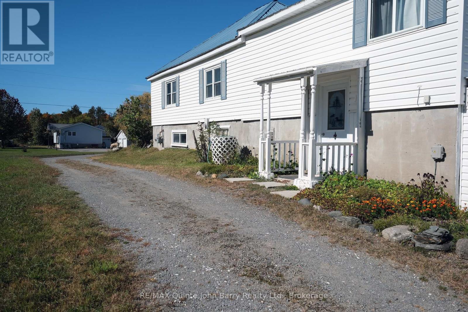 190 Downs Road, Quinte West, ON photo 2
