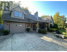 Laundry room - 8421 Defore Drive, Lambton Shores, ON N0M1T0 Photo 7