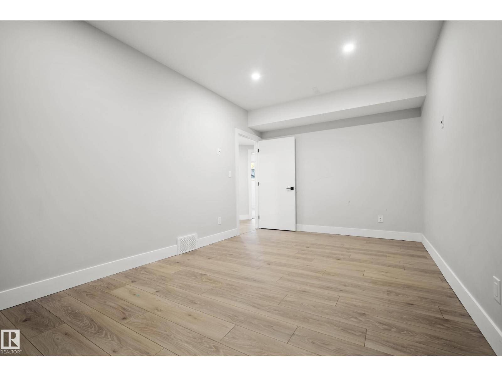 #10 53319 RANGE ROAD 14 - 43