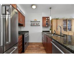 Kitchen - N305 737 Humboldt St, Victoria, BC V8W1B1 Photo 8