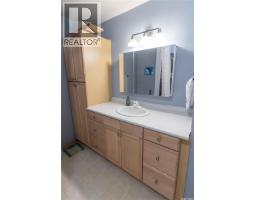 Bedroom - 3708 Lakeview Avenue, Regina, SK S4S1H5 Photo 7