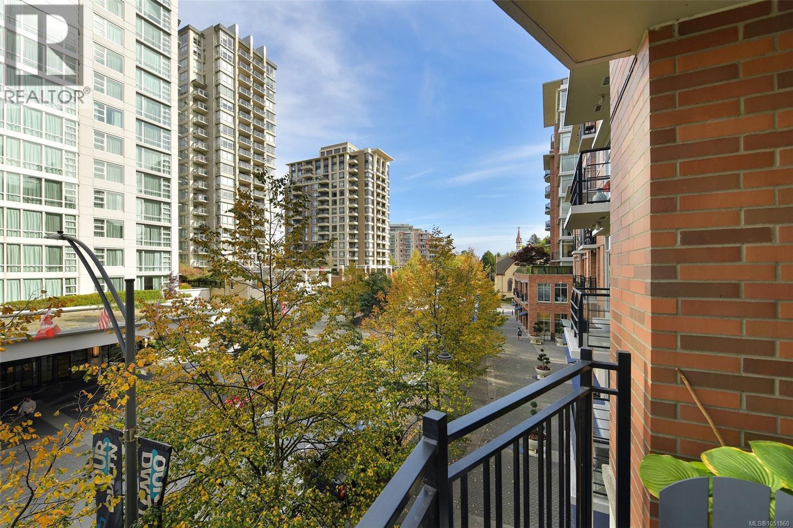 #N305 737 Humboldt St - Image 25