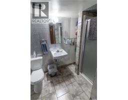 3708 Lakeview Avenue, Regina, SK S4S1H5 Photo 18