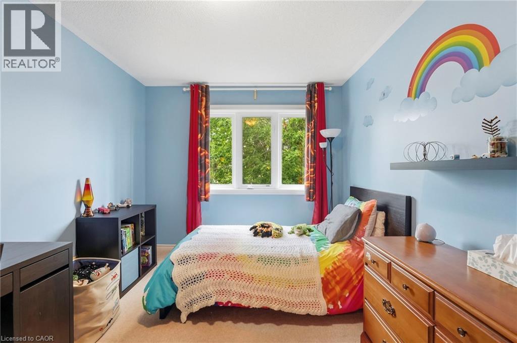 1076 Ryckman Common — photo 17