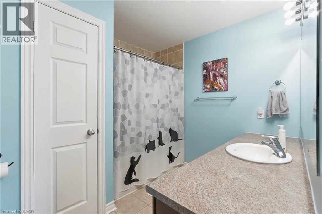 1076 Ryckman Common — photo 27